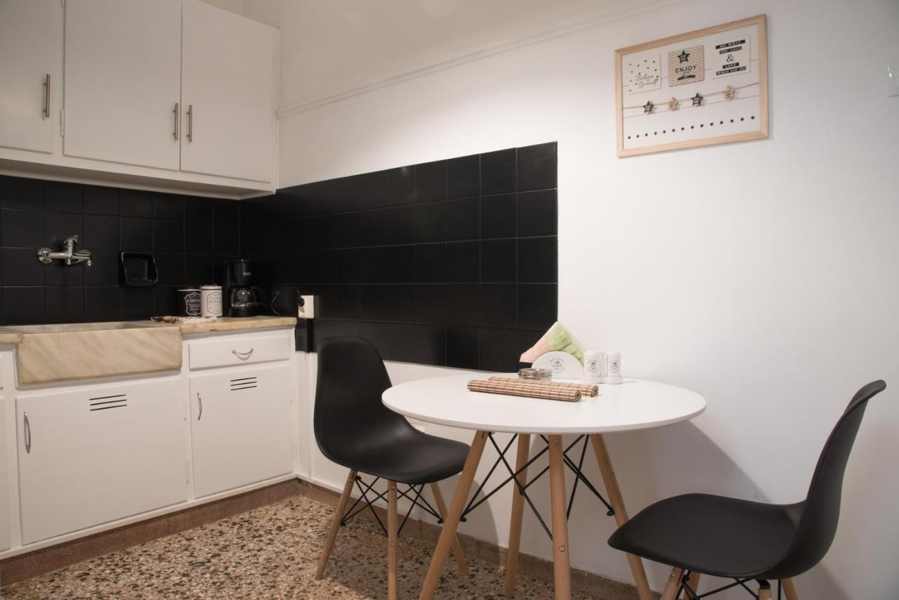 Messolonghi Square Apartment Athens Exterior photo